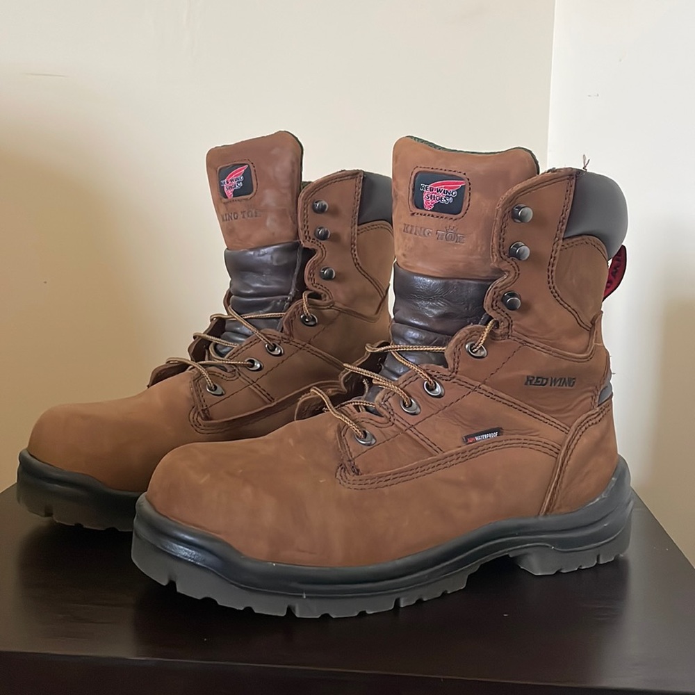 Red Wings | King Toe | Men’s 8-Inch Insulated-Waterproof Safety Toe Boot | 10.5